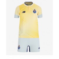Porto Fußballbekleidung Auswärtstrikot Kinder 2022-23 Kurzarm (+ kurze hosen)